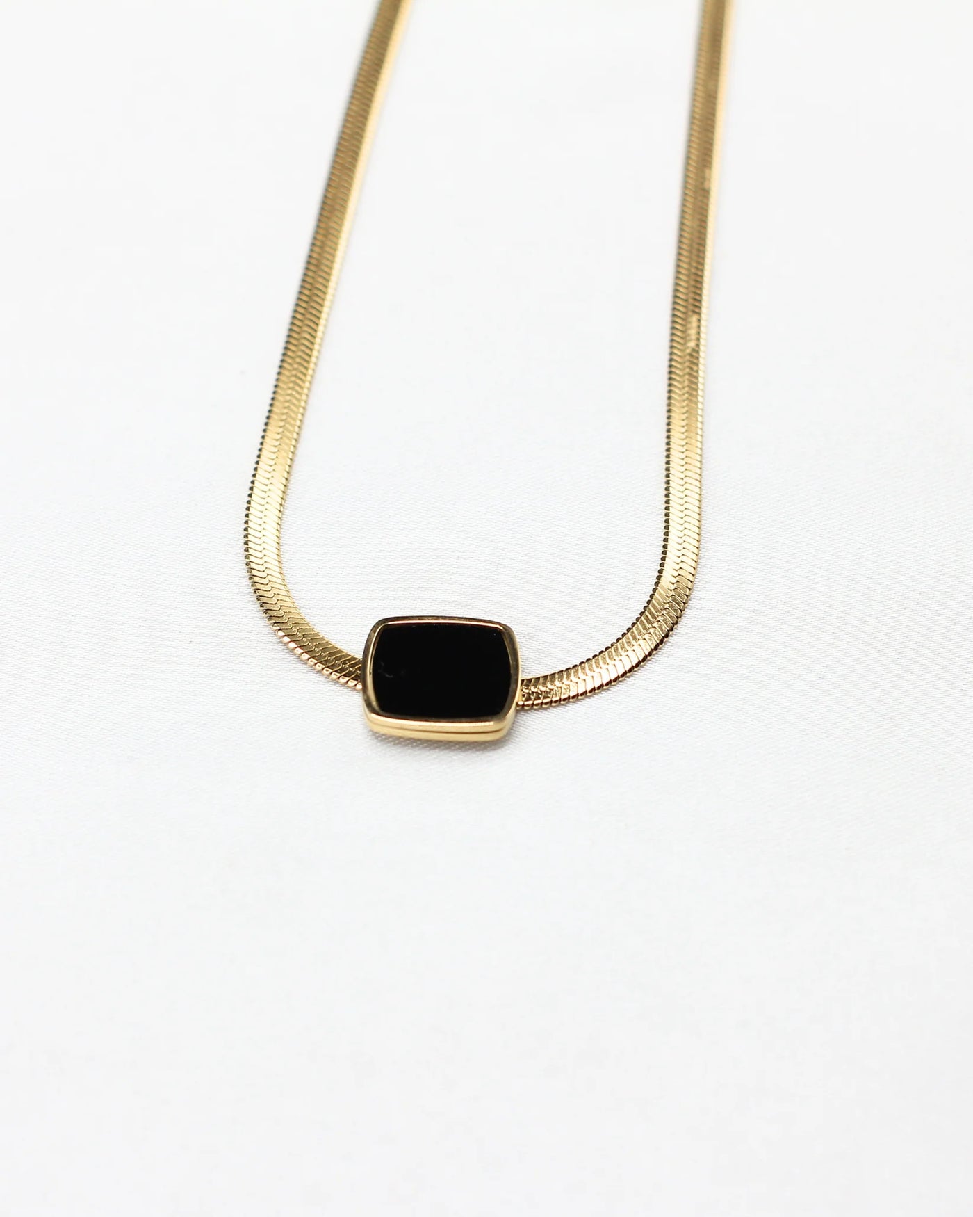 Black Halo Necklace