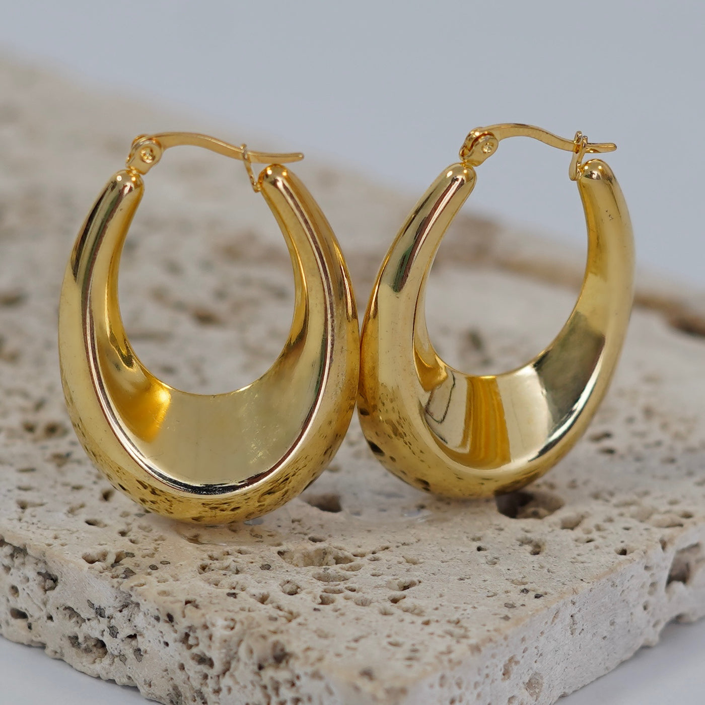 Thick Oval Hoops